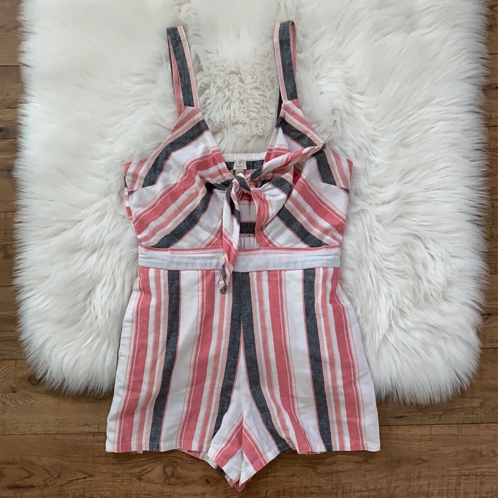 LOFT Linen White Pink Blue Striped Sleeveless Romper Tie Front Womens Small